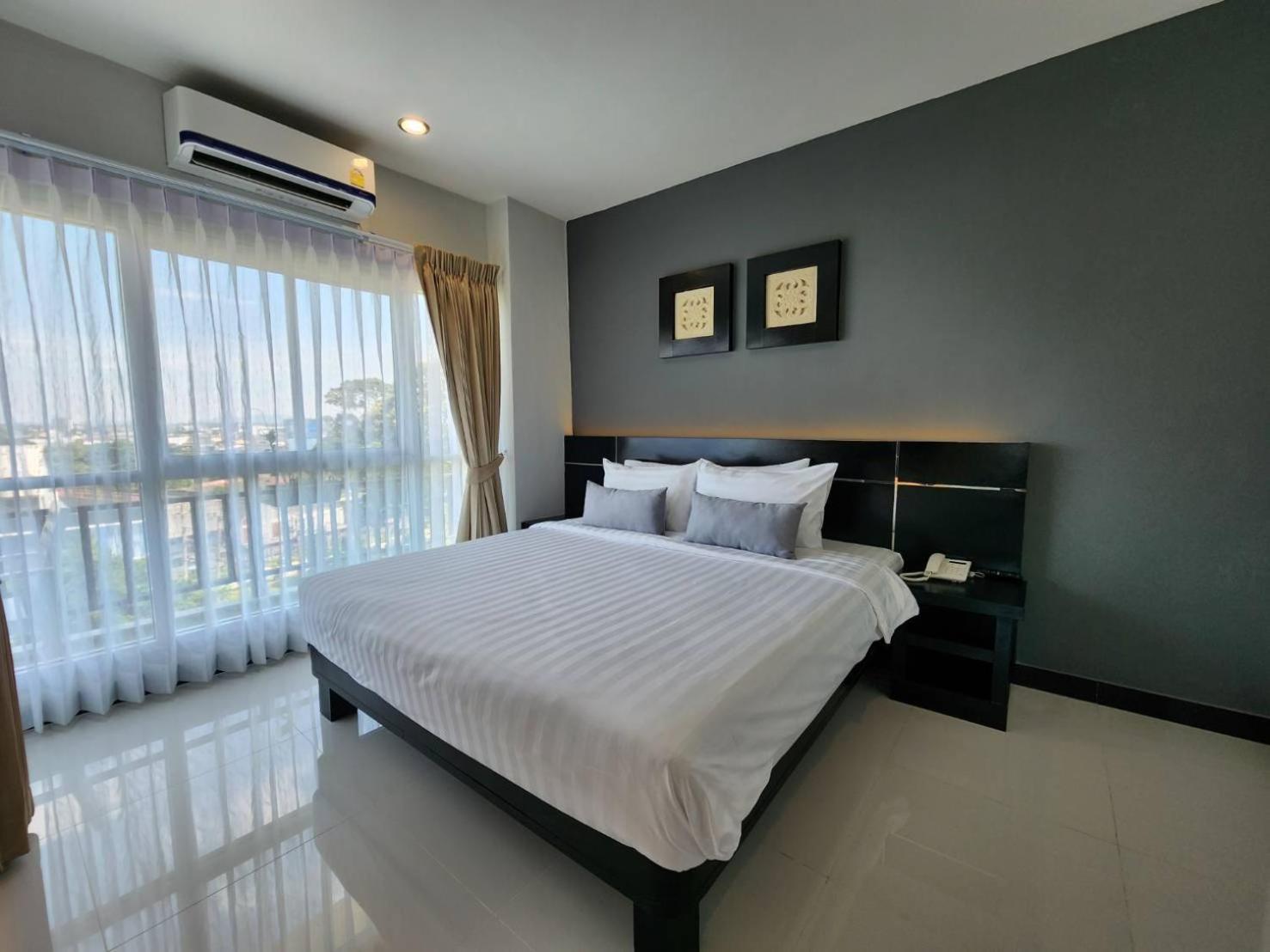 Lhc Hotel And Resort Pattaya Exterior foto